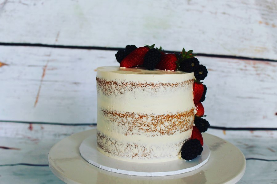 Vanilla Naked Cake