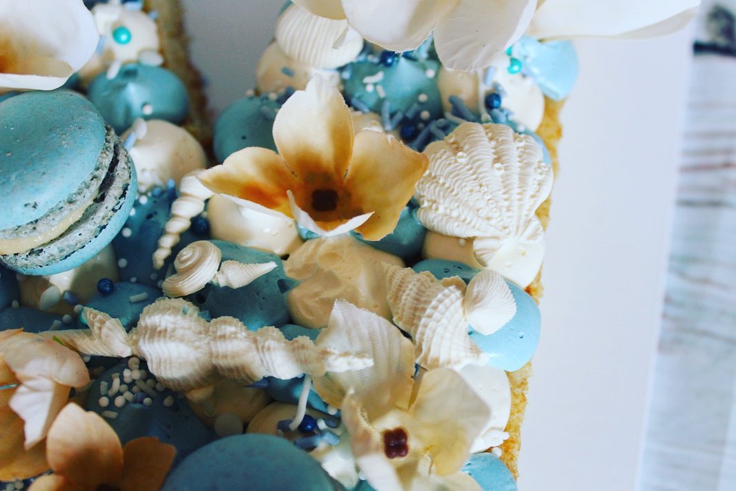 Letter N cake