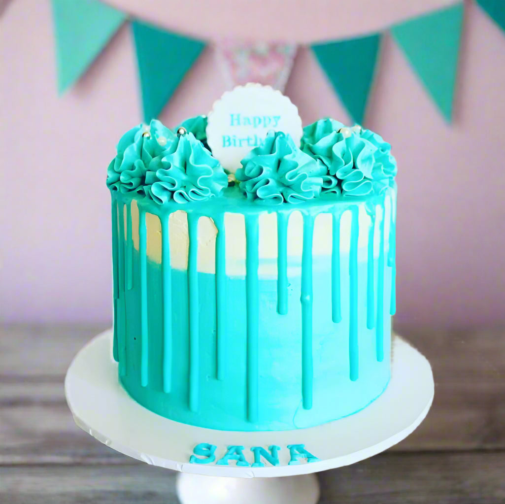 Vanilla Drip Cake