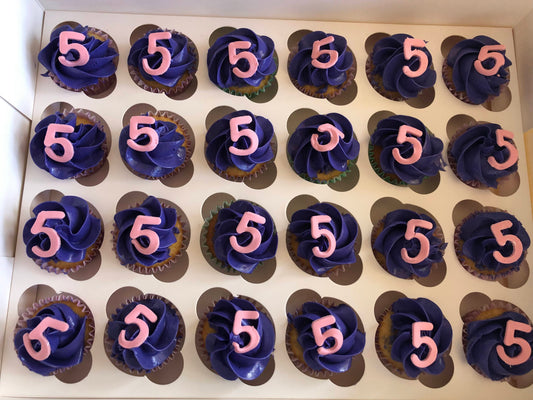 Turning 5 mini cupcakes
