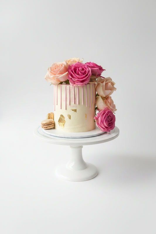 Roses Drip Cake